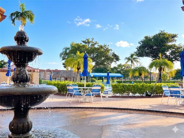 9900 Sunrise Lakes Boulevard 102, Sunrise, FL 33322