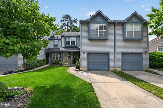 63 KETTLEBROOK DR, Mount Laurel, NJ 08054