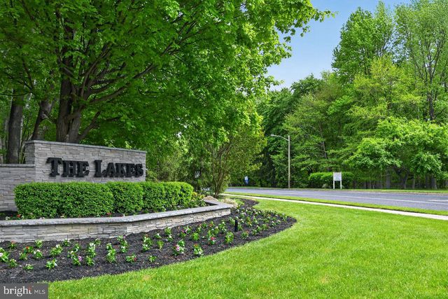 63 KETTLEBROOK DR, Mount Laurel, NJ 08054