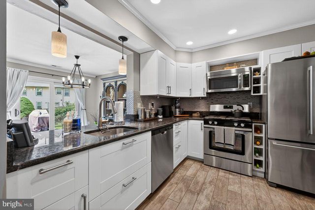63 KETTLEBROOK DR, Mount Laurel, NJ 08054