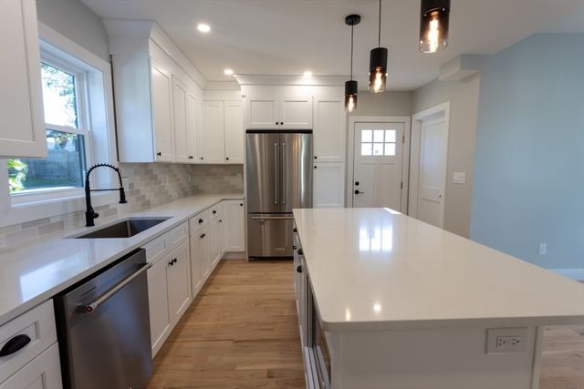 75 Sycamore St, Everett, MA 02149