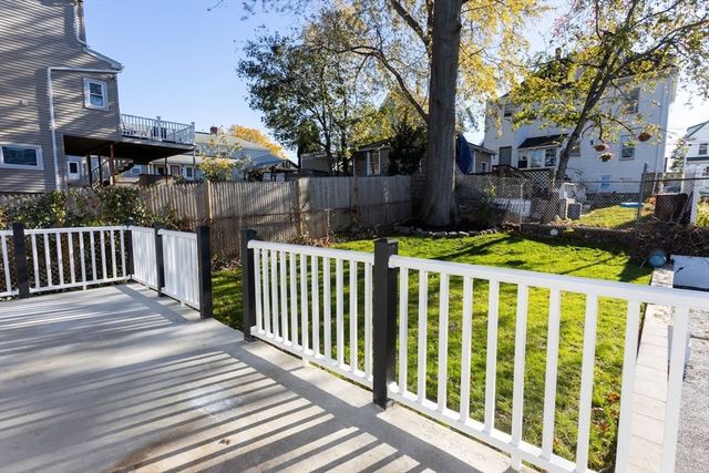 75 Sycamore St, Everett, MA 02149