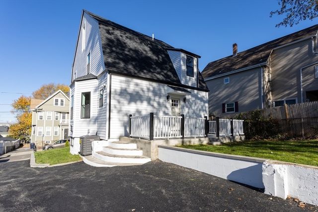 75 Sycamore St, Everett, MA 02149