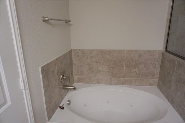 12950 Shady Grove Lane, Montgomery, TX 77356