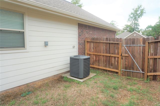 12950 Shady Grove Lane, Montgomery, TX 77356