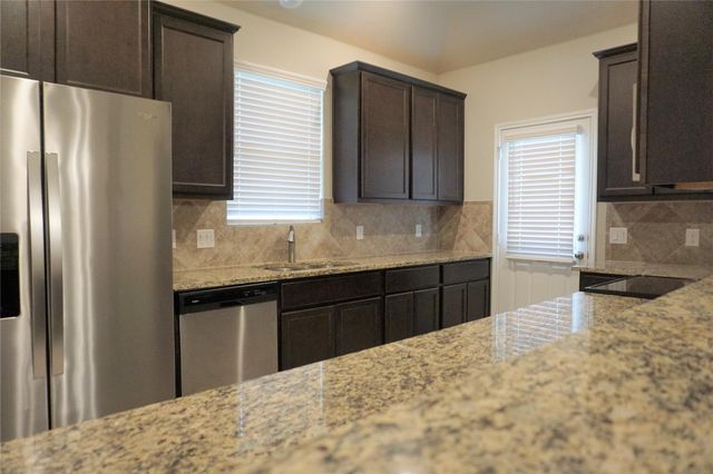 12950 Shady Grove Lane, Montgomery, TX 77356