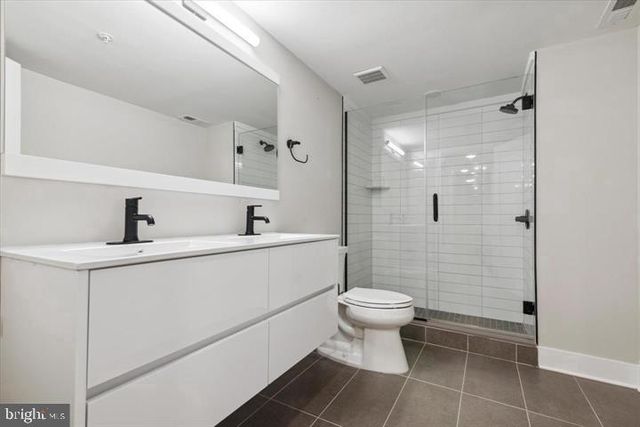 2017 N COLLEGE AVE, Philadelphia, PA 19121