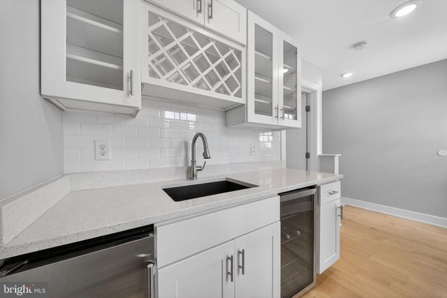 1821 BANK ST, Baltimore, MD 21231