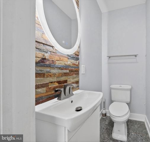1821 BANK ST, Baltimore, MD 21231