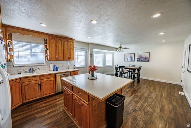 5995 W 9600 N, Highland, UT 84003