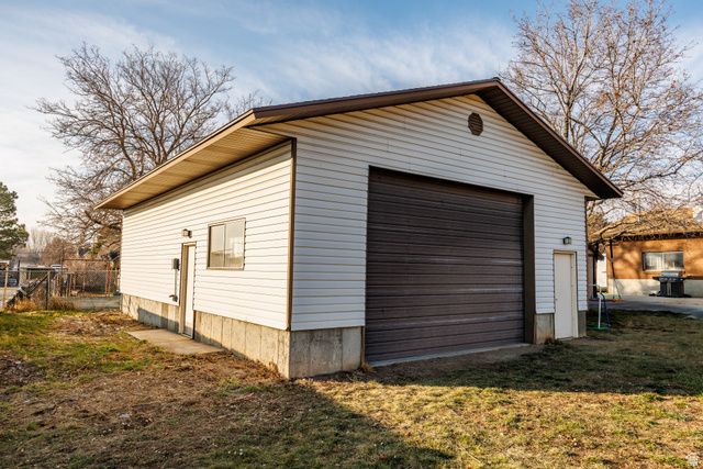 5995 W 9600 N, Highland, UT 84003