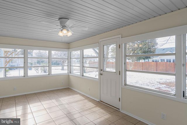 18332 PINE LN, Lewes, DE 19958