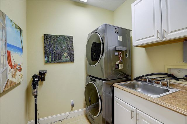 5518 LUMINAR POINTE LANE, Apollo Beach, FL 33572