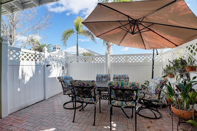 5518 LUMINAR POINTE LANE, Apollo Beach, FL 33572