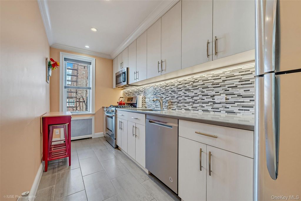 39-50 52nd Street 6D, Woodside, NY 11377 — photo 5