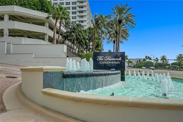 4775 Collins Ave 2208, Miami Beach, FL 33140