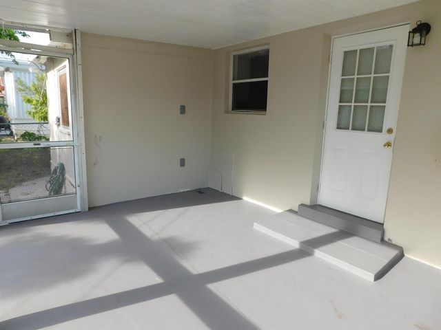 715 S C Street, Lake Worth, FL 33460