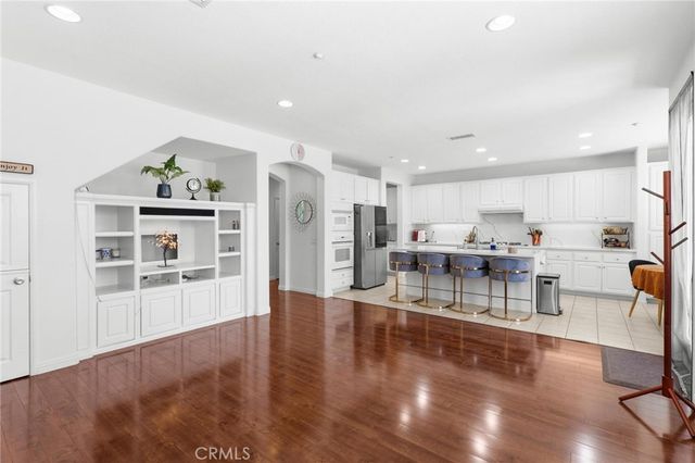 1663 Naranjo Court, Redlands, CA 92374