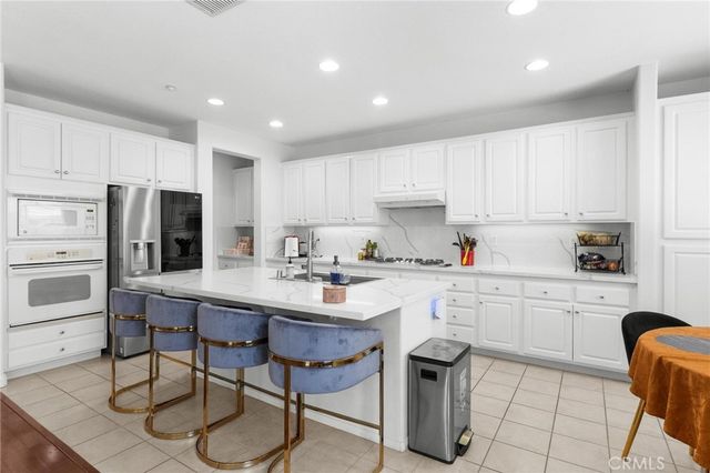 1663 Naranjo Court, Redlands, CA 92374