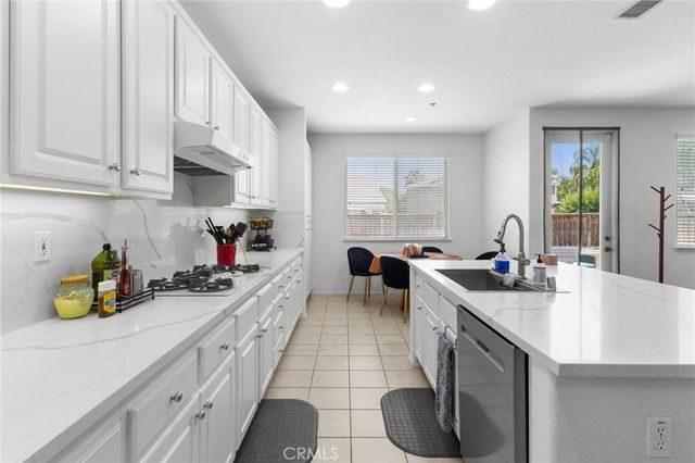 1663 Naranjo Court, Redlands, CA 92374
