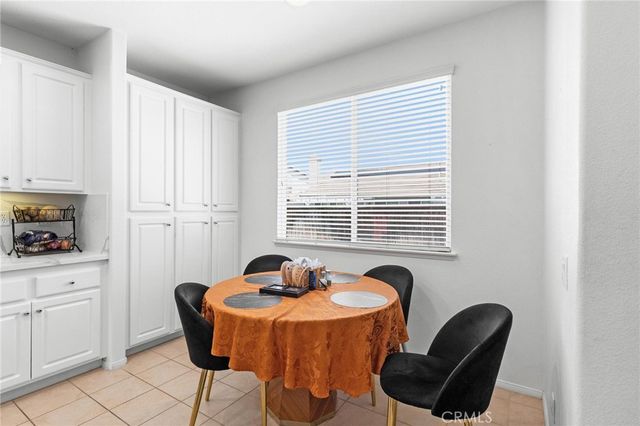 1663 Naranjo Court, Redlands, CA 92374