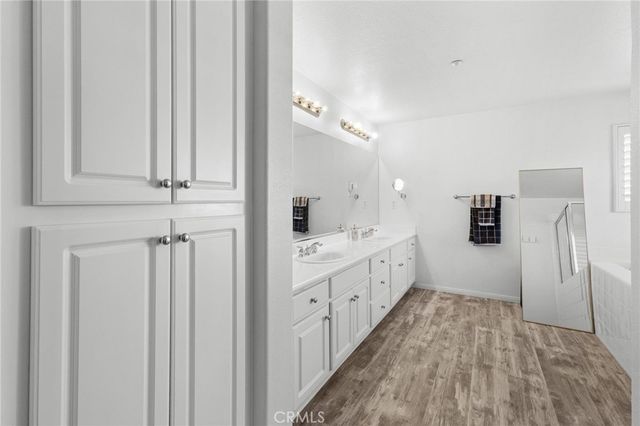 1663 Naranjo Court, Redlands, CA 92374