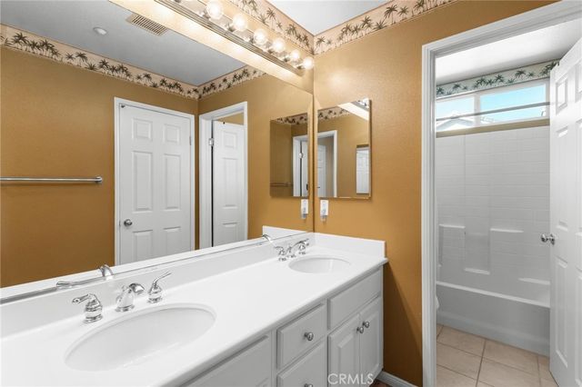 1663 Naranjo Court, Redlands, CA 92374