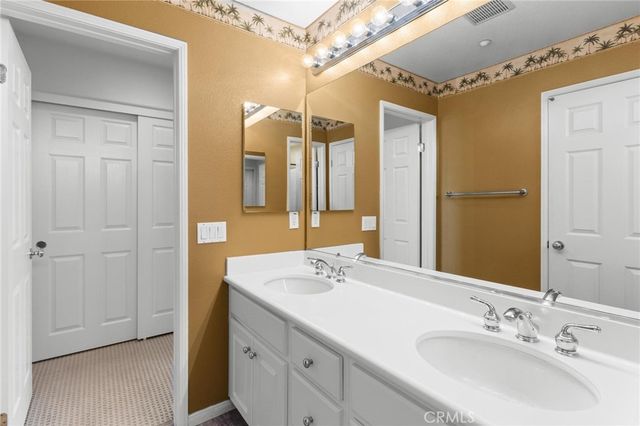 1663 Naranjo Court, Redlands, CA 92374