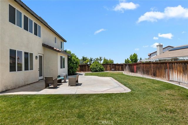 1663 Naranjo Court, Redlands, CA 92374