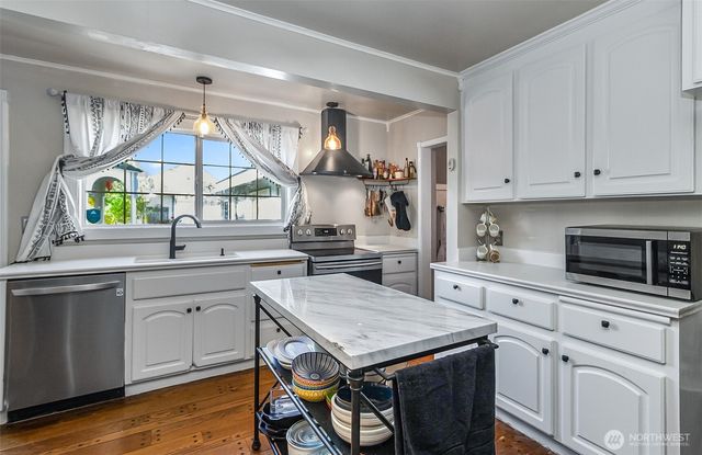 6611 78th Place NE, Marysville, WA 98270