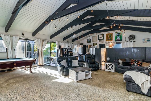 6611 78th Place NE, Marysville, WA 98270