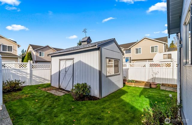 6611 78th Place NE, Marysville, WA 98270