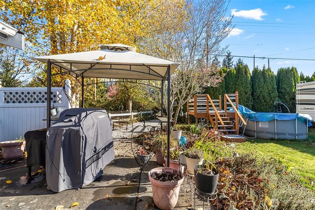 6611 78th Place NE, Marysville, WA 98270