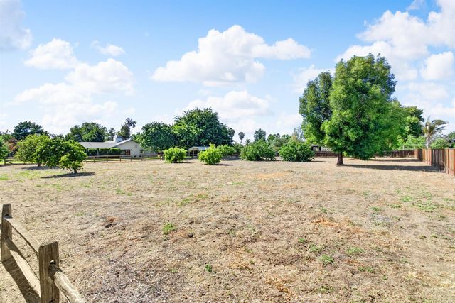 7907 W Bates Rd, Tracy, CA 95304