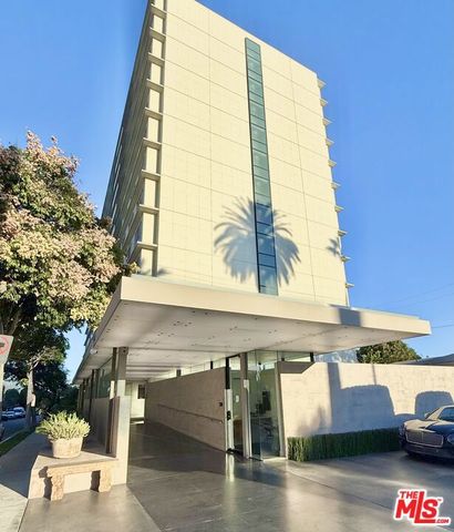 818 N Doheny Drive 901, West Hollywood, CA 90069