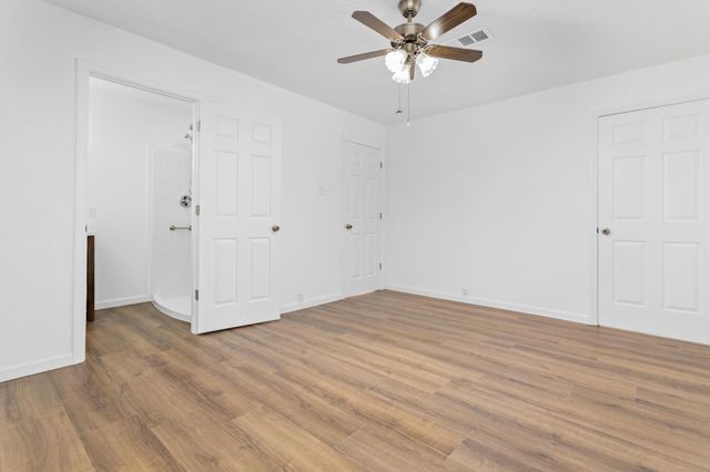 1237 Wildwood Drive, Village Mills, TX 77663