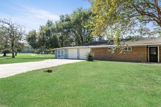 1237 Wildwood Drive, Village Mills, TX 77663