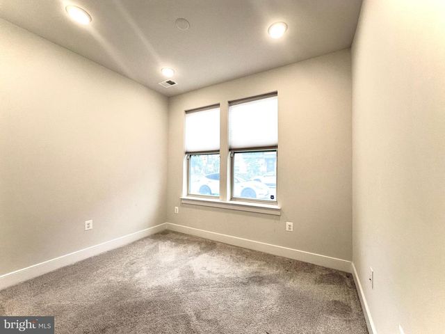 1009 ROCKWELL AVE, Gaithersburg, MD 20878