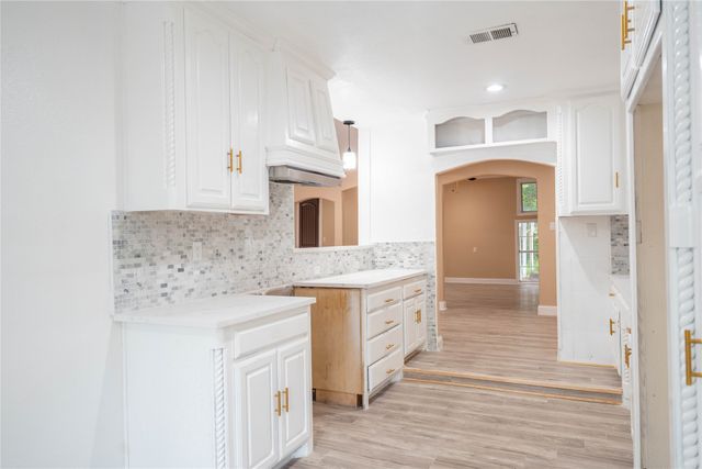 1022 Shenandoah Drive, Arlington, TX 76014