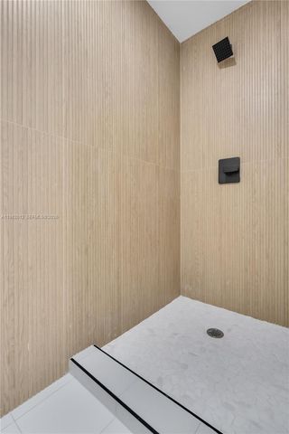 1037 NW 2nd St 2B, Miami, FL 33128