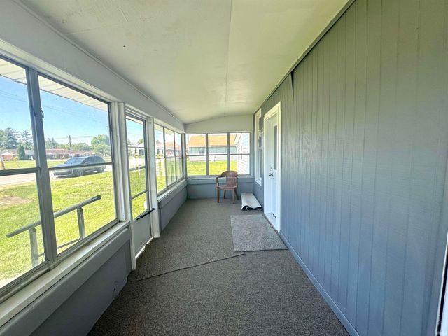 410 NW I Street, Linton, IN 47441