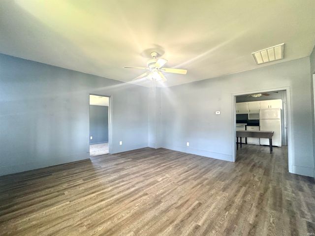 410 NW I Street, Linton, IN 47441