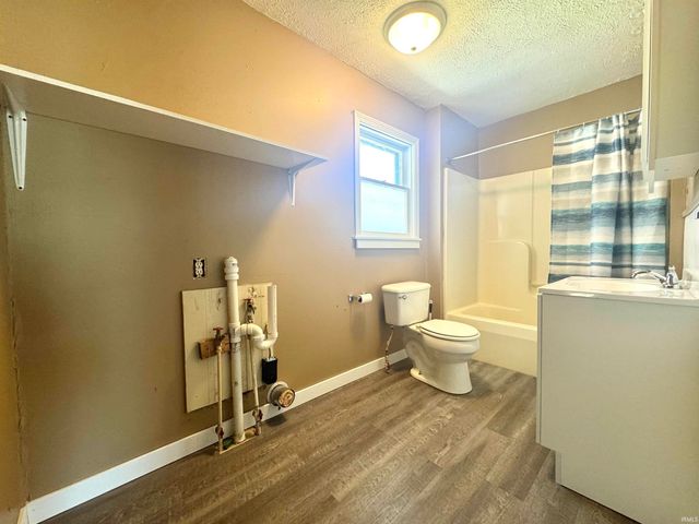 410 NW I Street, Linton, IN 47441