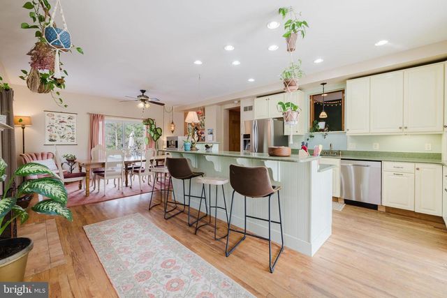 1568 DEER CREEK RD, New Freedom, PA 17349