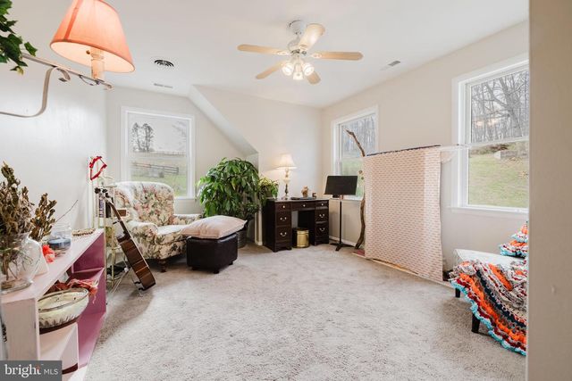 1568 DEER CREEK RD, New Freedom, PA 17349