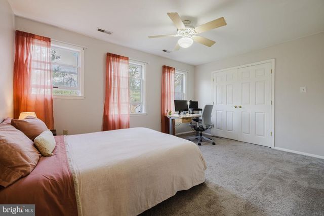 1568 DEER CREEK RD, New Freedom, PA 17349