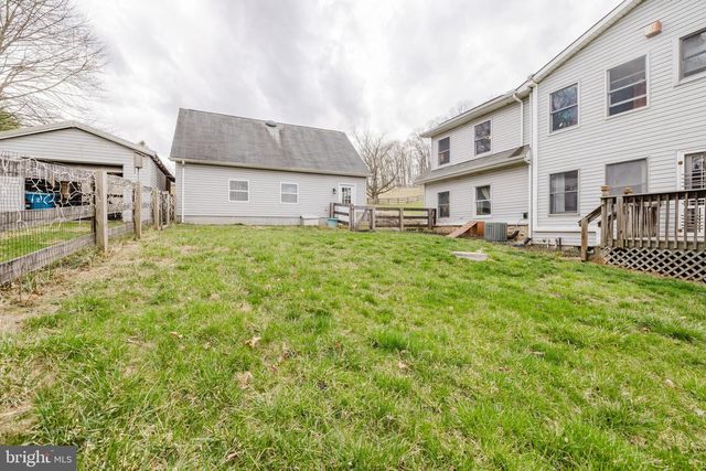 1568 DEER CREEK RD, New Freedom, PA 17349