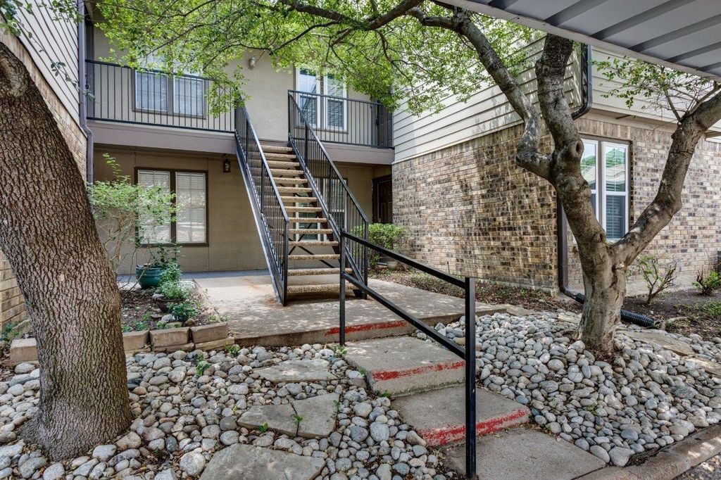5300 Keller Springs Road 1057, Dallas, TX 75248