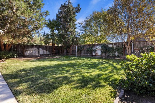 274 N Minaret Ave, Turlock, CA 95380