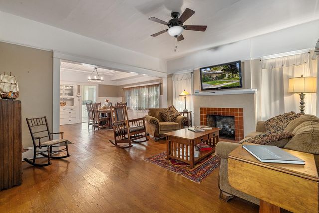 274 N Minaret Ave, Turlock, CA 95380